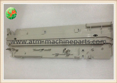 la cassetta dei pezzi meccanici di BANCOMAT delle parti di 2845V 2845W Hitachi RB-GSM-003 copre da sinistra a destra
