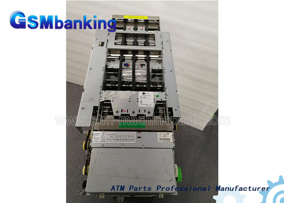 Il bancomat GRG di BANCOMAT si separa 4 cassette CDM 8240